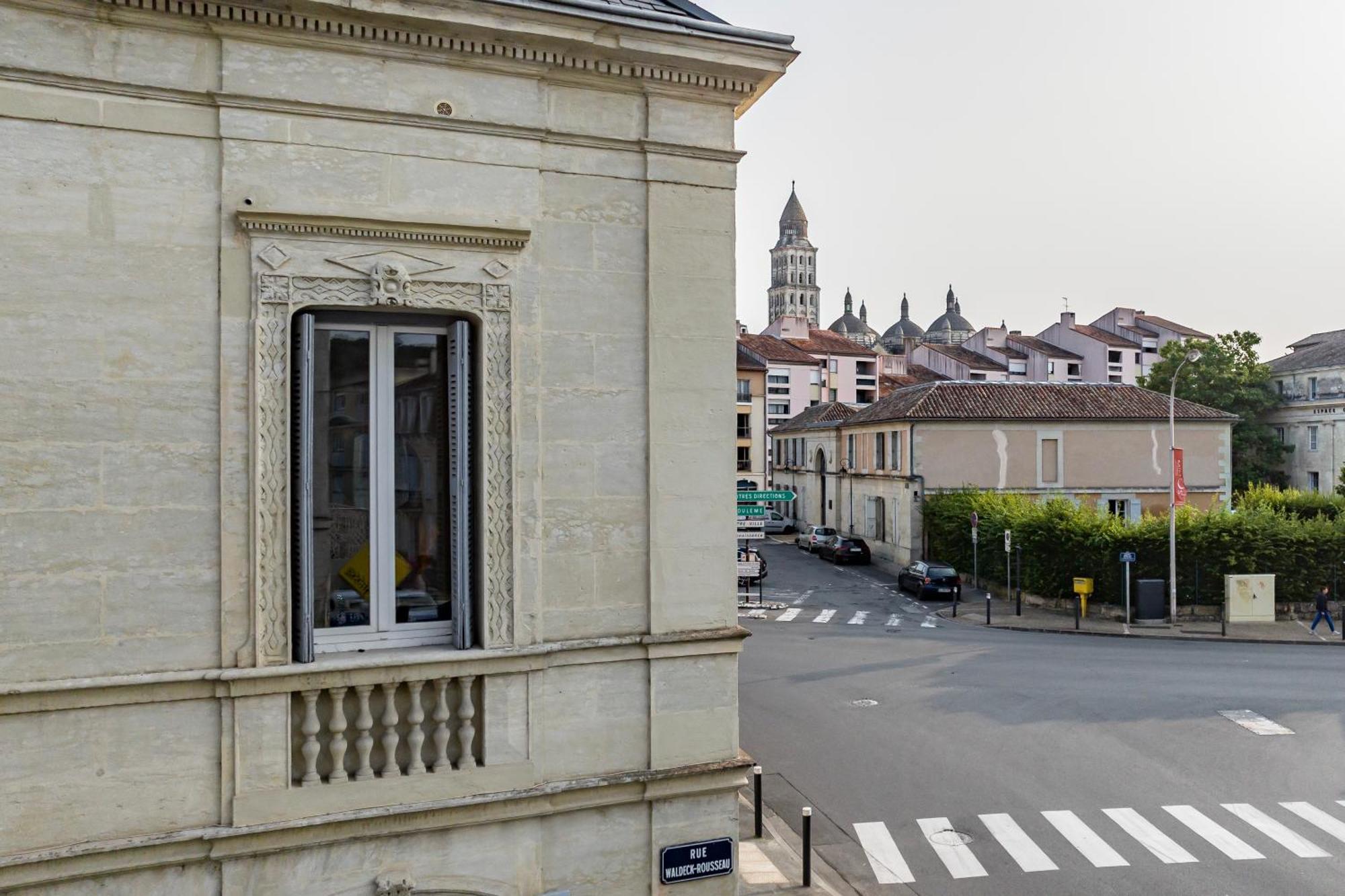 Appartement De Prestige Emeraude 60M2 Périgueux Exteriér fotografie